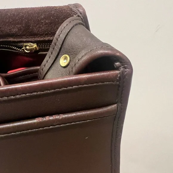 Vintage Coach Mahogany Stewardess - Picture 12 of 16